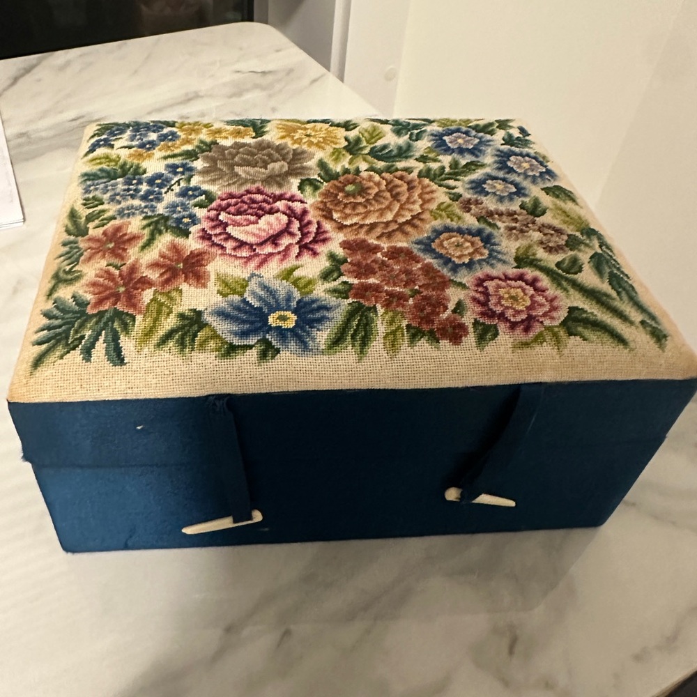Vintage Jewelry Box